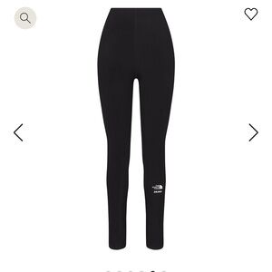 COPY - Skims x North Face Refina Legging Onyx size S small

ENTIRE COLLECTION S…